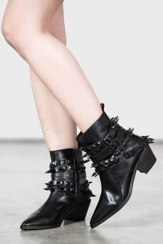 Callista Boots [Black Stud]