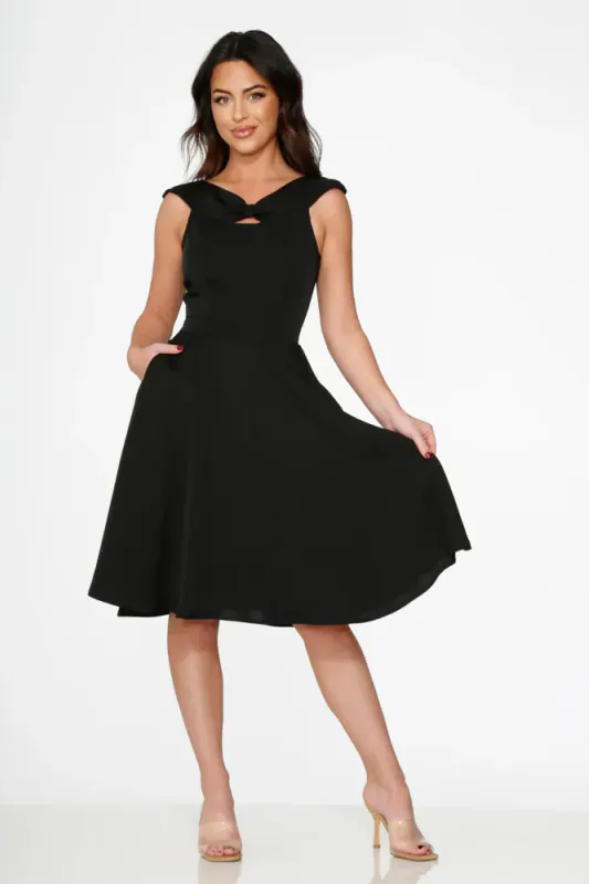 Embla Swing Dress [Black]