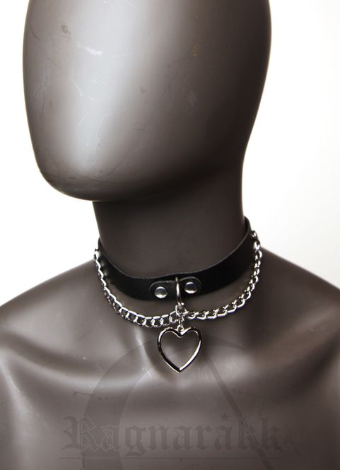  Zinas Heart Choker 